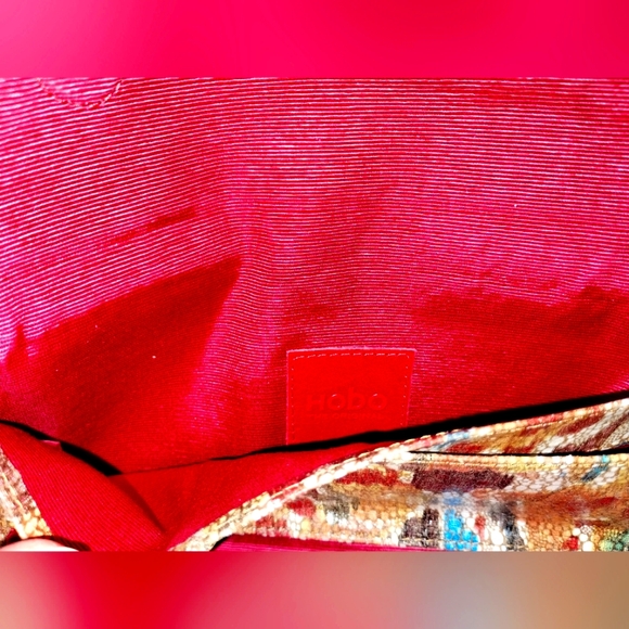 Authentic HOBO Jill large trifold printed leather - Picture 7 of 12